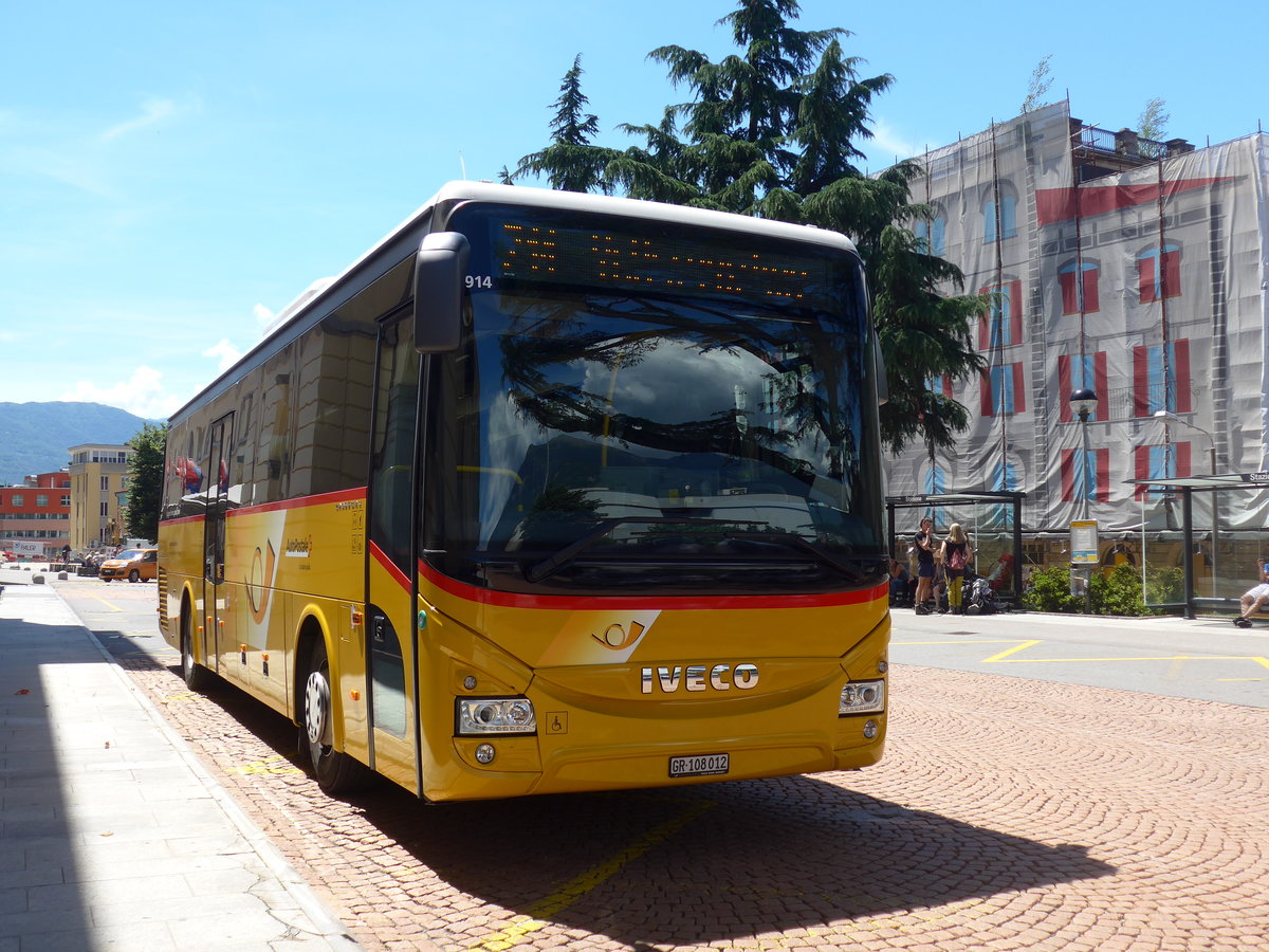 (193'857) - TpM, Mesocco - Nr. 12/GR 108'012 - Iveco am 9. Juni 2018 beim Bahnhof Bellinzona