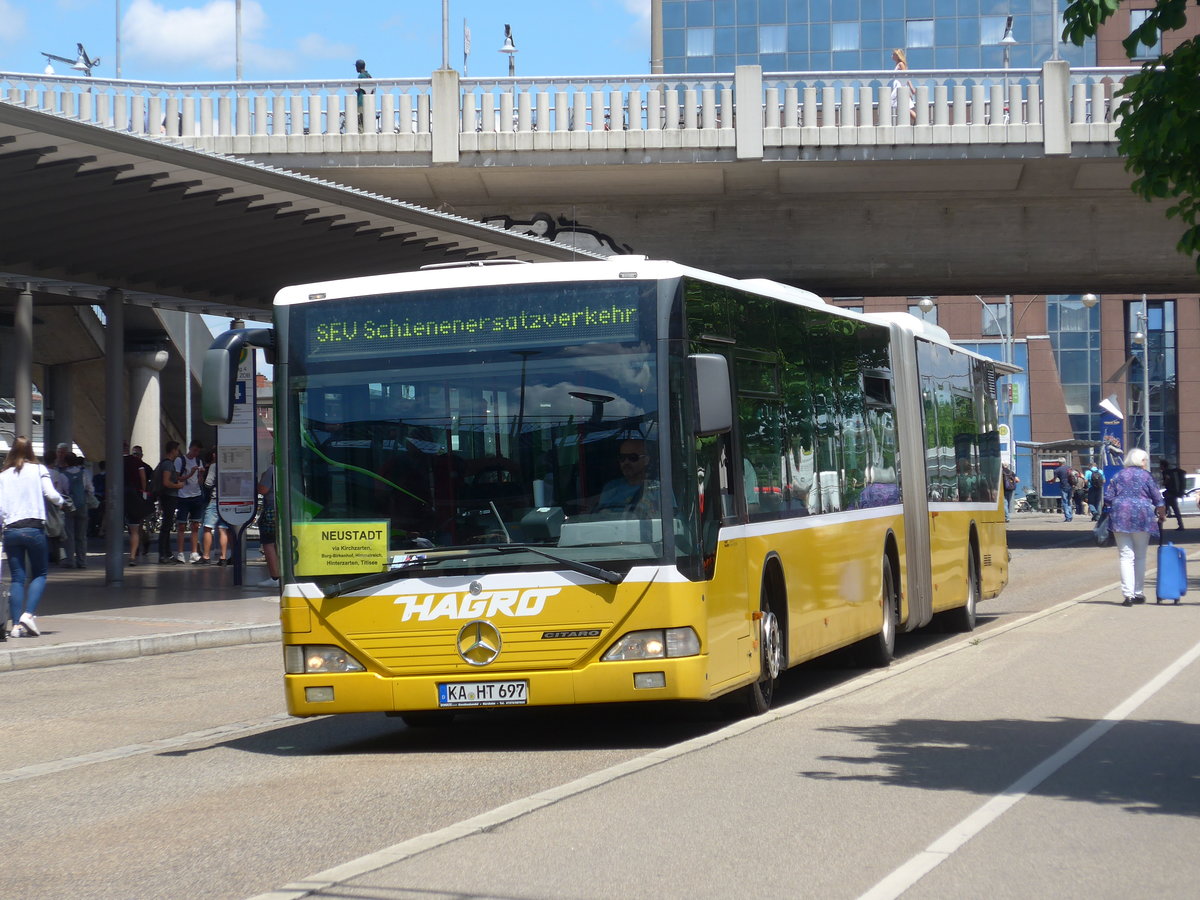 (194'250) - Hagro, Karlsruhe - KA-HT 697 - Mercedes (ex Marxer, FL-Mauren; ex Eurobus, CH-Arbon Nr. 11) am 18. Juni 2018 beim Bahnhof Freiburg