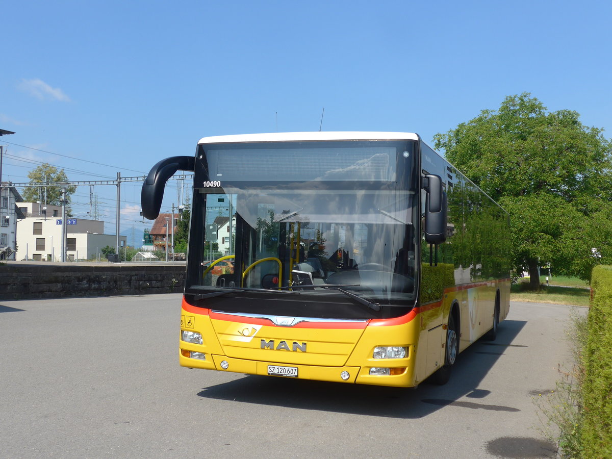 (194'538) - Kistler, Reichenburg - SZ 120'607 - MAN am 7. Juli 2018 beim Bahnhof Uznach