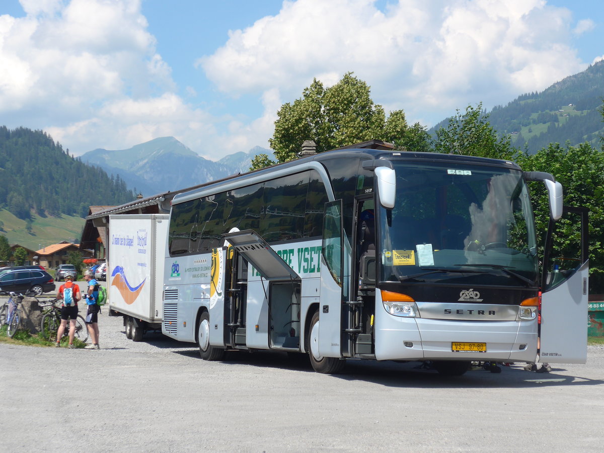 (194'701) - Aus Tschechien: CSAD Vsetn - VSJ 97-80 - Setra am 9. Juli 2018 beim Bahnhof Zweisimmen