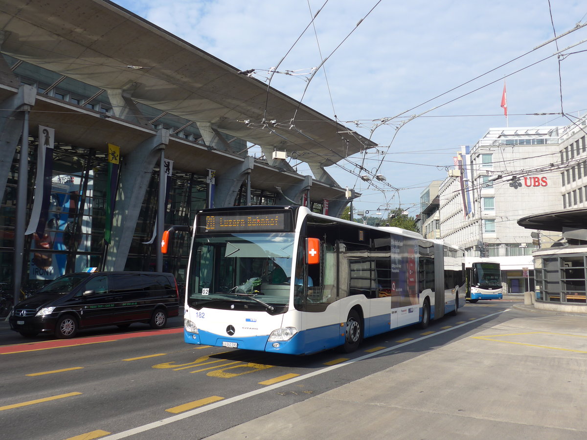 (195'376) - VBL Luzern - Nr. 182/LU 241'195 - Mercedes am 1. August 2018 beim Bahnhof Luzern