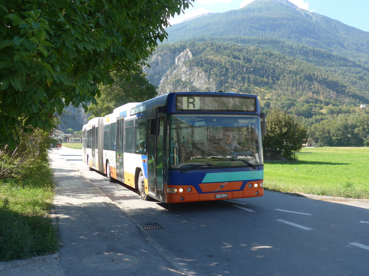 (196'002) - Ruffiner, Turtmann - VS 320'725 - Volvo (ex Globe-Limo, Genve Nr. 354; ex TPG Genve Nr. 354) am 19. August 2018 in Turtmann, Bahnhofstrasse