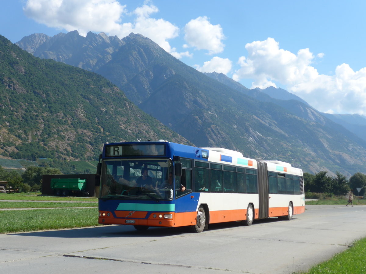 (196'027) - Ruffiner, Turtmann - VS 320'725 - Volvo (ex Globe-Limo, Genve Nr. 354; ex TPG Genve Nr. 354) am 19. August 2018 in Turtmann, Flugplatz