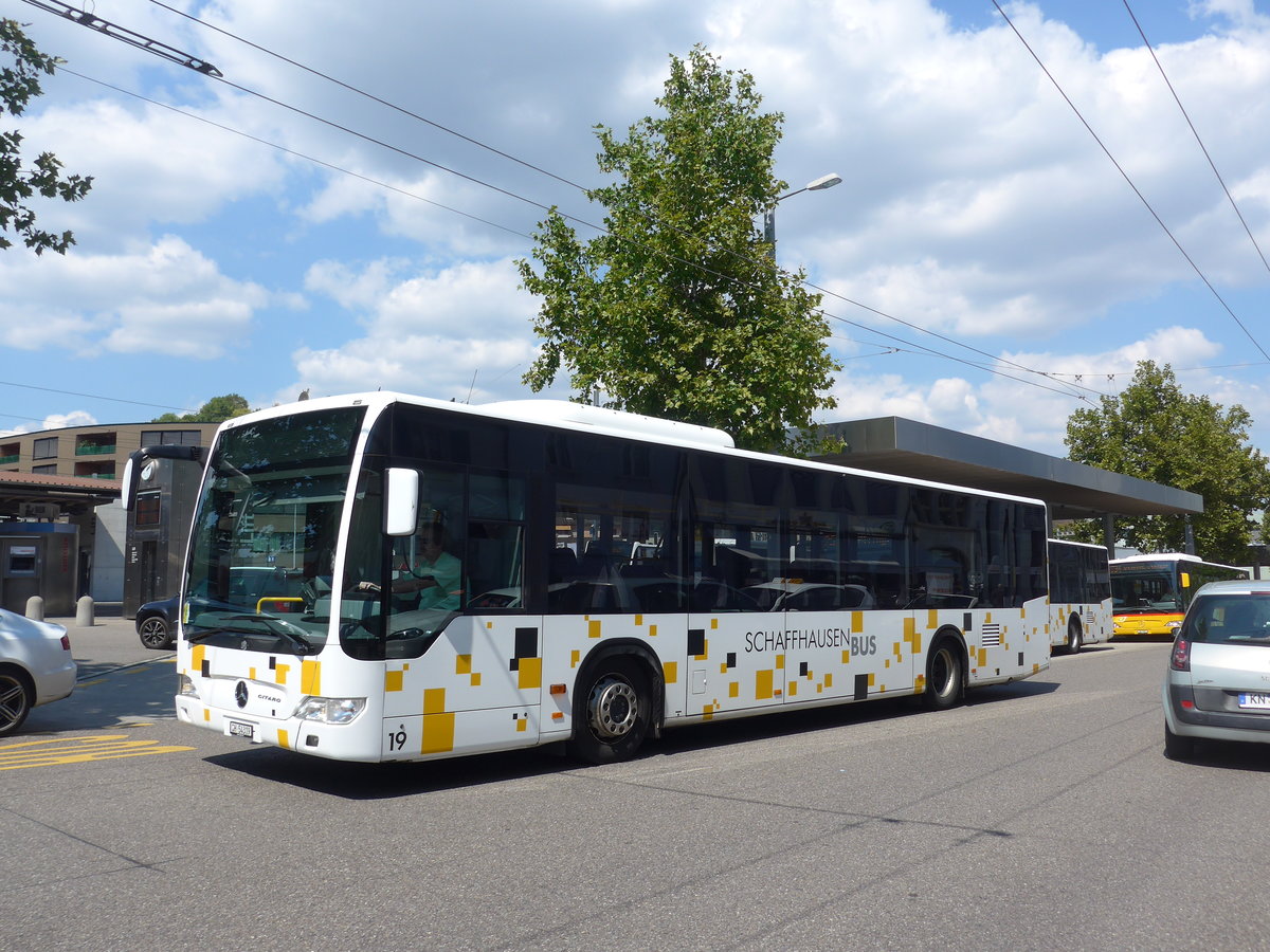 (196'122) - SB Schaffhausen - Nr. 19/SH 54'319 - Mercedes am 20. August 2018 beim Bahnhof Schaffhausen