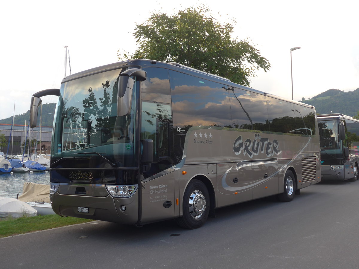 (196'183) - Grter, Hochdorf - Nr. 16/LU 101'128 - Van Hool am 23. August 2018 in Thun, Strandbad