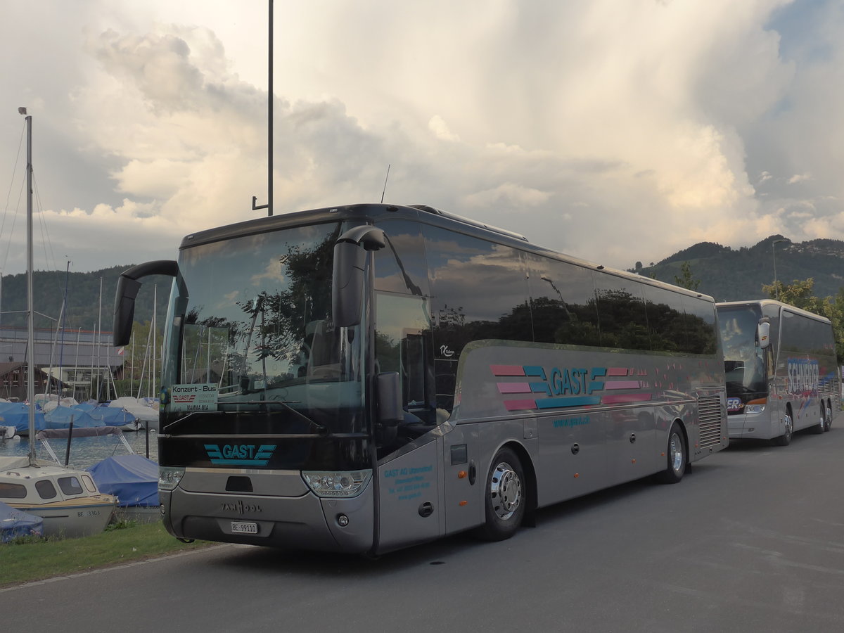 (196'184) - Gast, Utzenstorf - BE 99'110 - Van Hool am 23. August 2018 in Thun, Strandbad