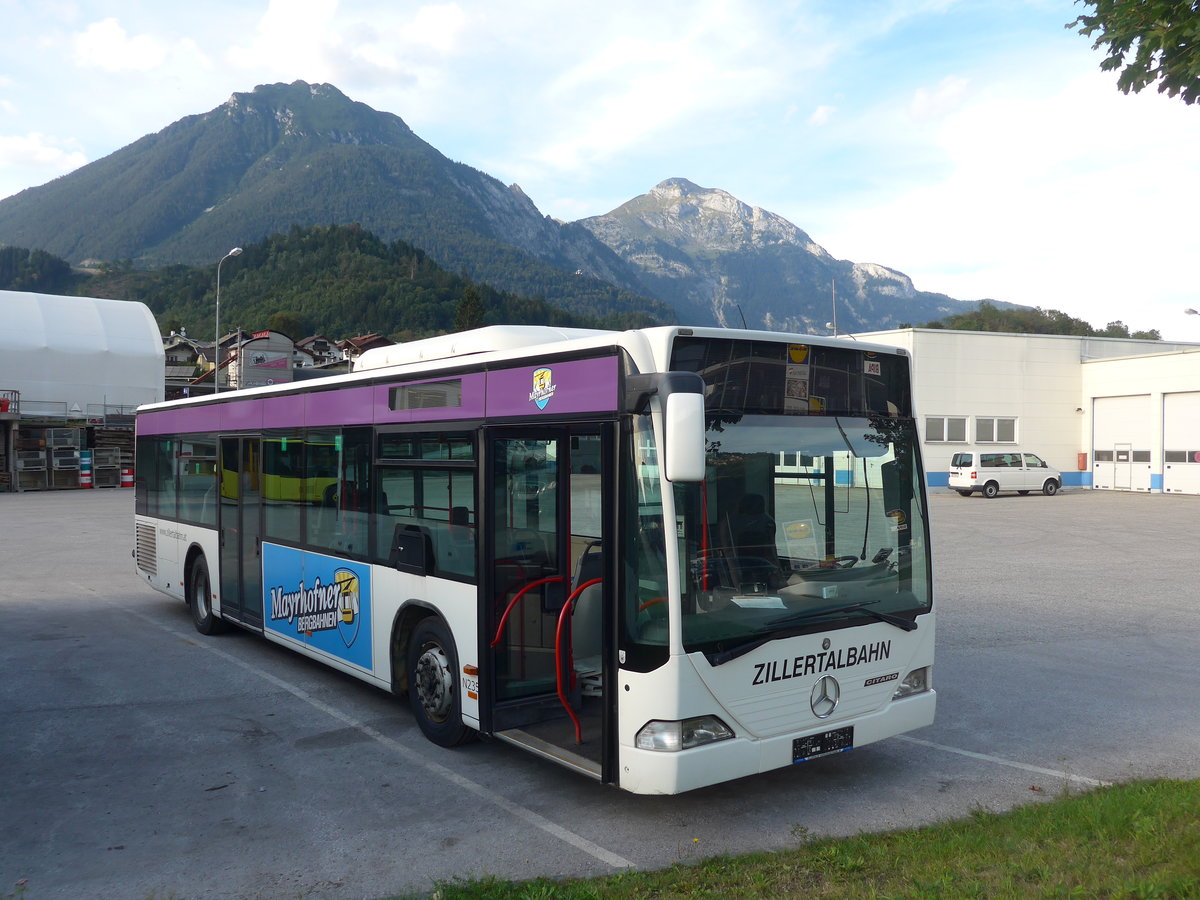 (196'719) - ZVB Jenbach - Mercedes am 10. September 2018 in Jenbach, Garage