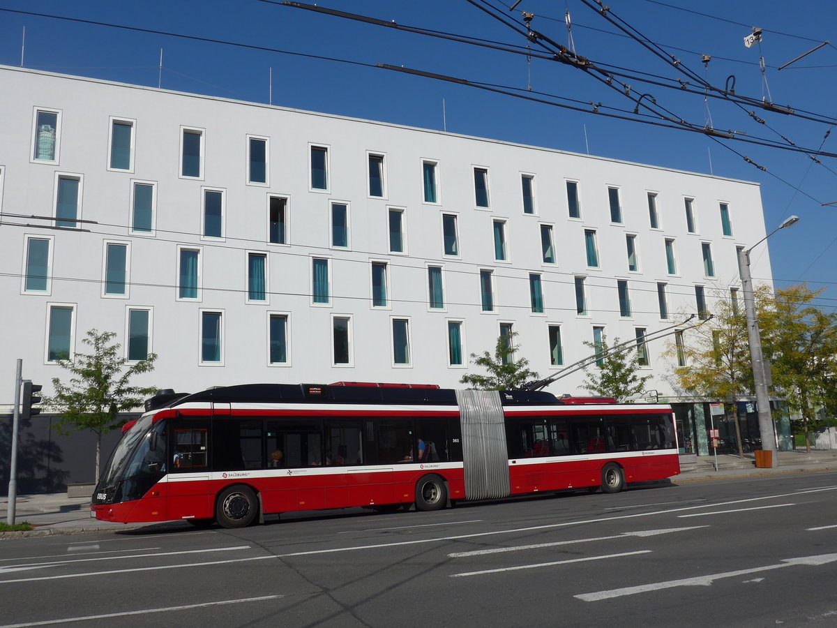 (197'096) - OBUS Salzburg - Nr. 363/S 290 TO - Solaris Gelenktrolleybus am 13. September 2018 in Salzburg, Polizeidirektion