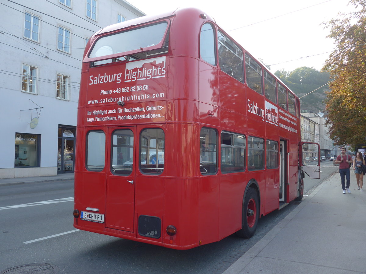 (197'321) - Salzburghighlights, Salzburg - S CHIFF 1 - Lodekka (ex Londonbus) am 13. September 2018 in Salzburg, Hanuschplatz