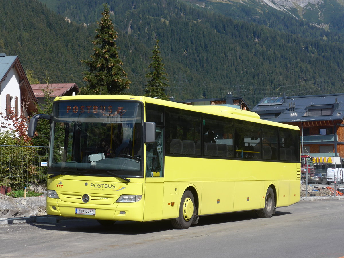 (197'644) - PostBus - BD 12'783 - Mercedes am 15. September 2018 in St. Anton, Posteinfahrt