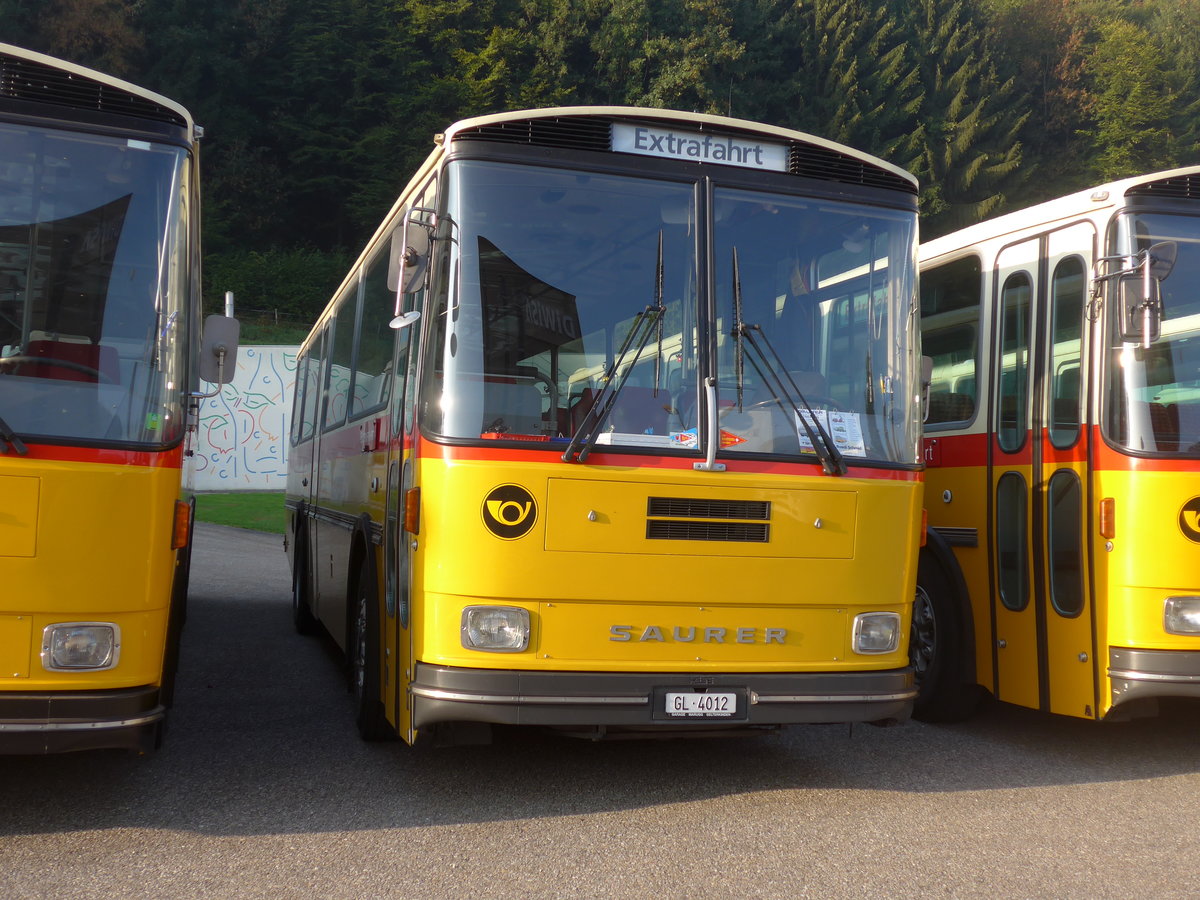 (197'981) - Schmid, Glarus - GL 4012 - Saurer/Tscher (ex Mosimann, Aesch; ex Erne, Full; ex P 24'257) am 30. September 2018 in Willisau, Altes Zeughaus