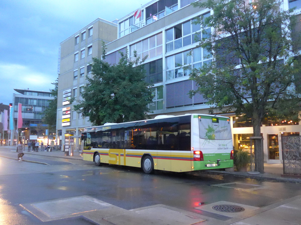 (198'066) - STI Thun - Nr. 127/BE 700'127 - MAN am 30. September 2018 beim Bahnhof Thun