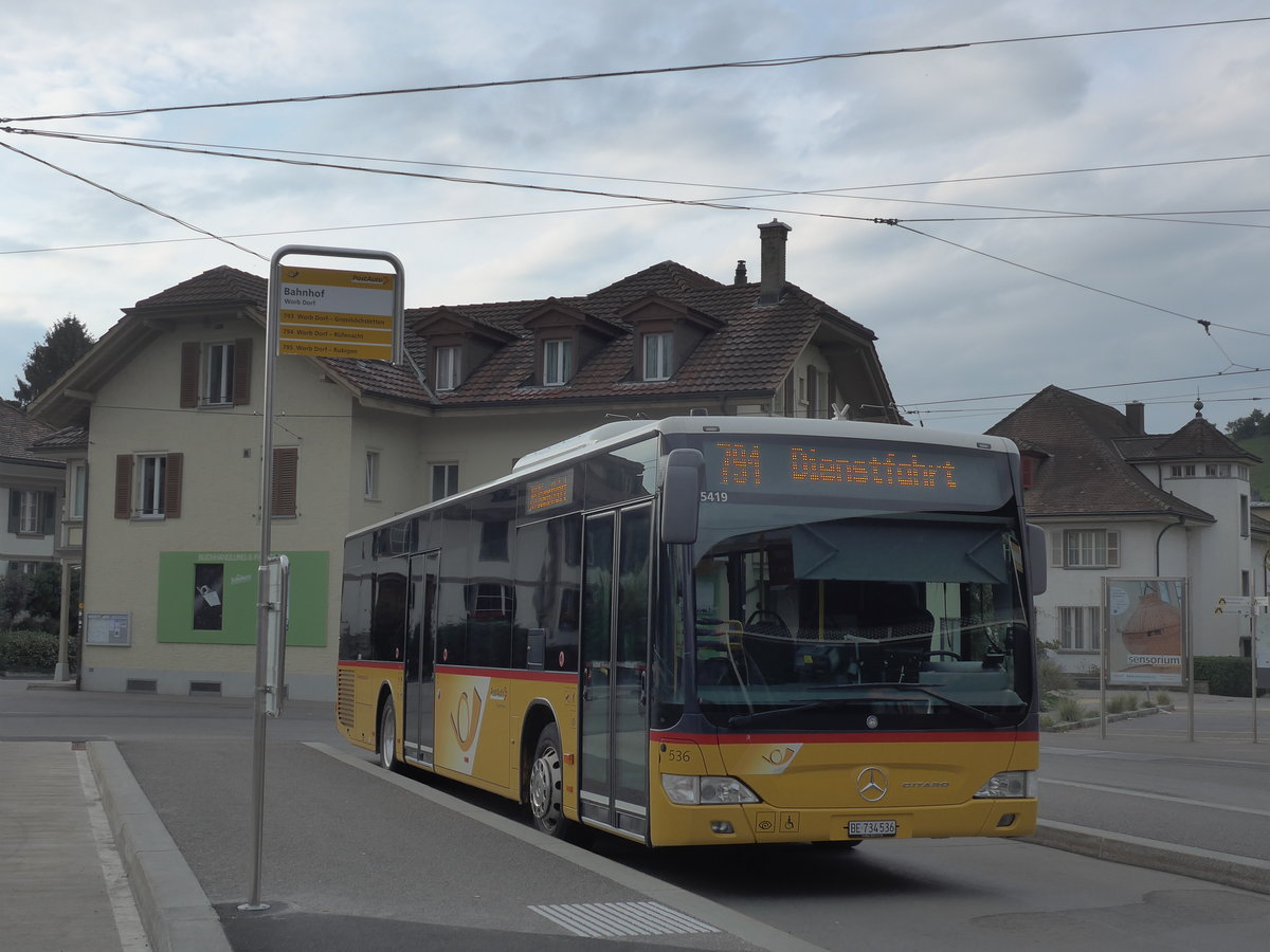 (198'085) - PostAuto Bern - Nr. 536/BE 734'536 - Mercedes am 1. Oktober 2018 beim Bahnhof Worb Dorf