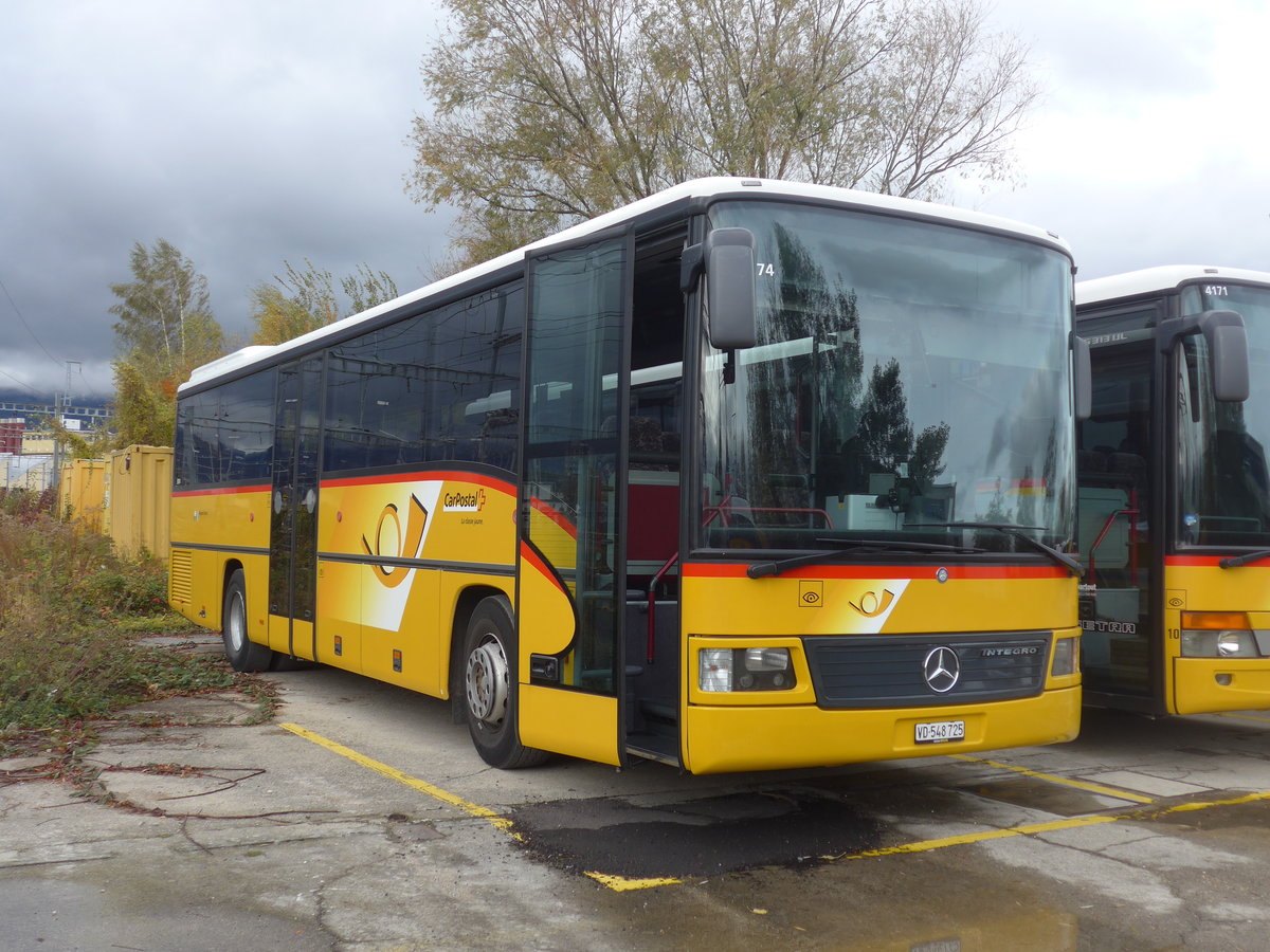 (199'019) - CarPostal Ouest - VD 548'725 - Mercedes am 28. Oktober 2018 in Yverdon, Garage