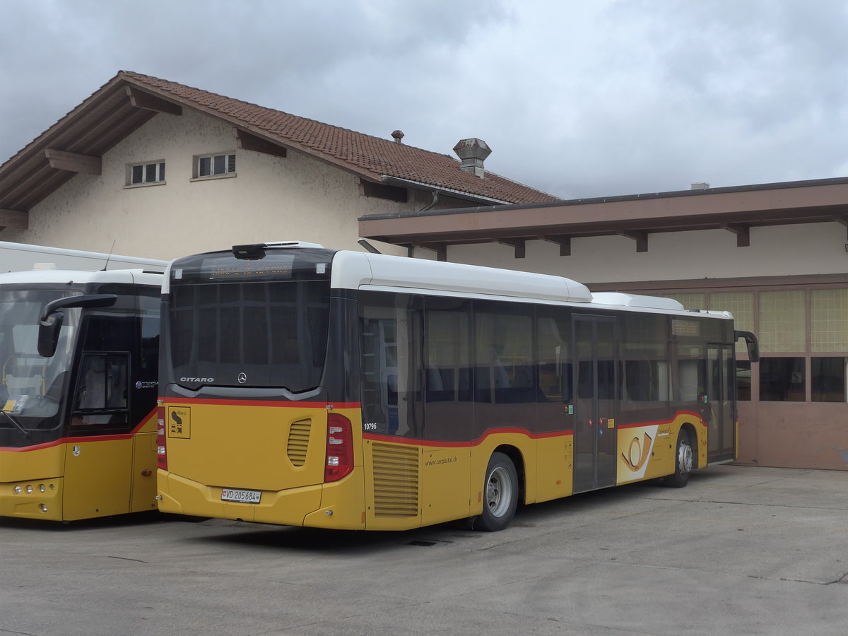 (199'053) - CarPostal Ouest - VD 205'684 - Mercedes am 28. Oktober 2018 in Yverdon, Garage