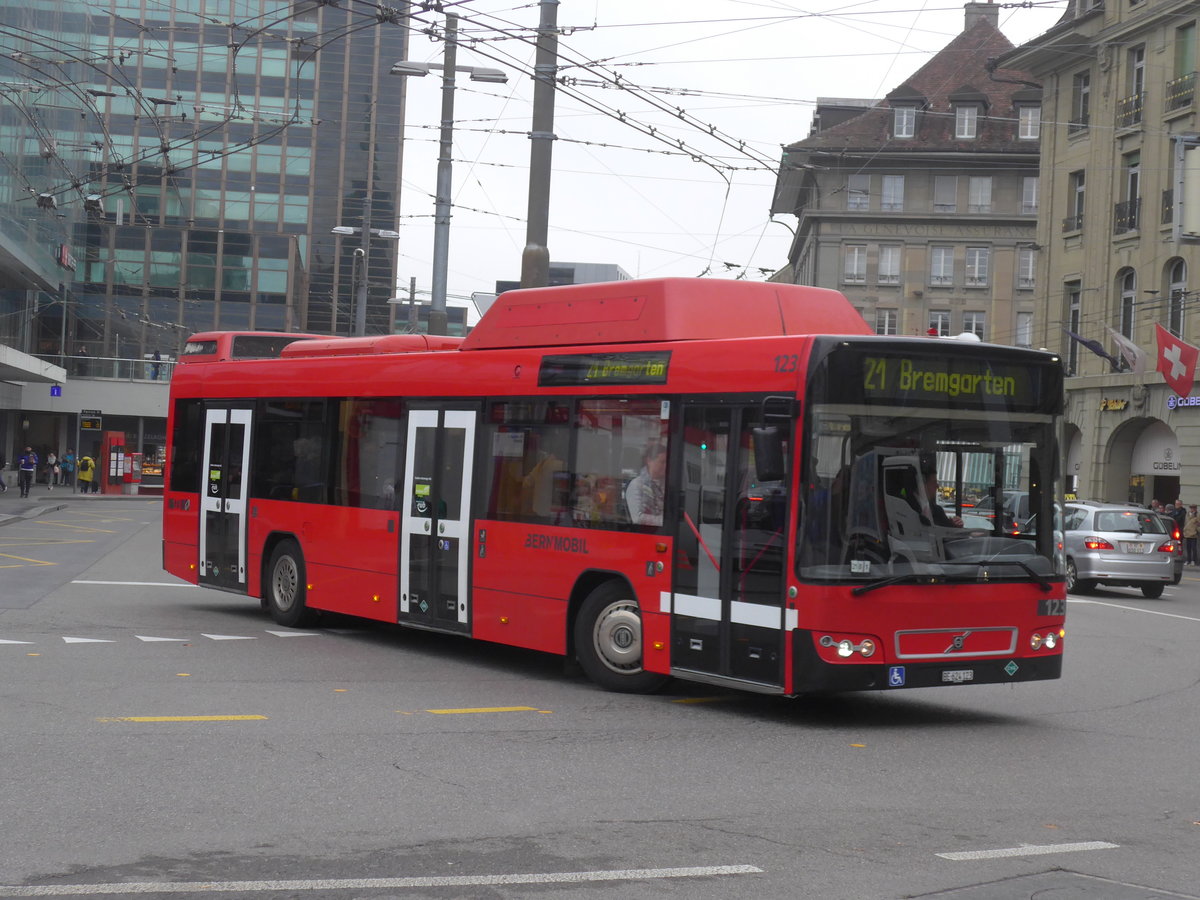 (199'062) - Bernmobil, Bern - Nr. 123/BE 624'123 - Volvo am 29. Oktober 2018 beim Bahnhof Bern