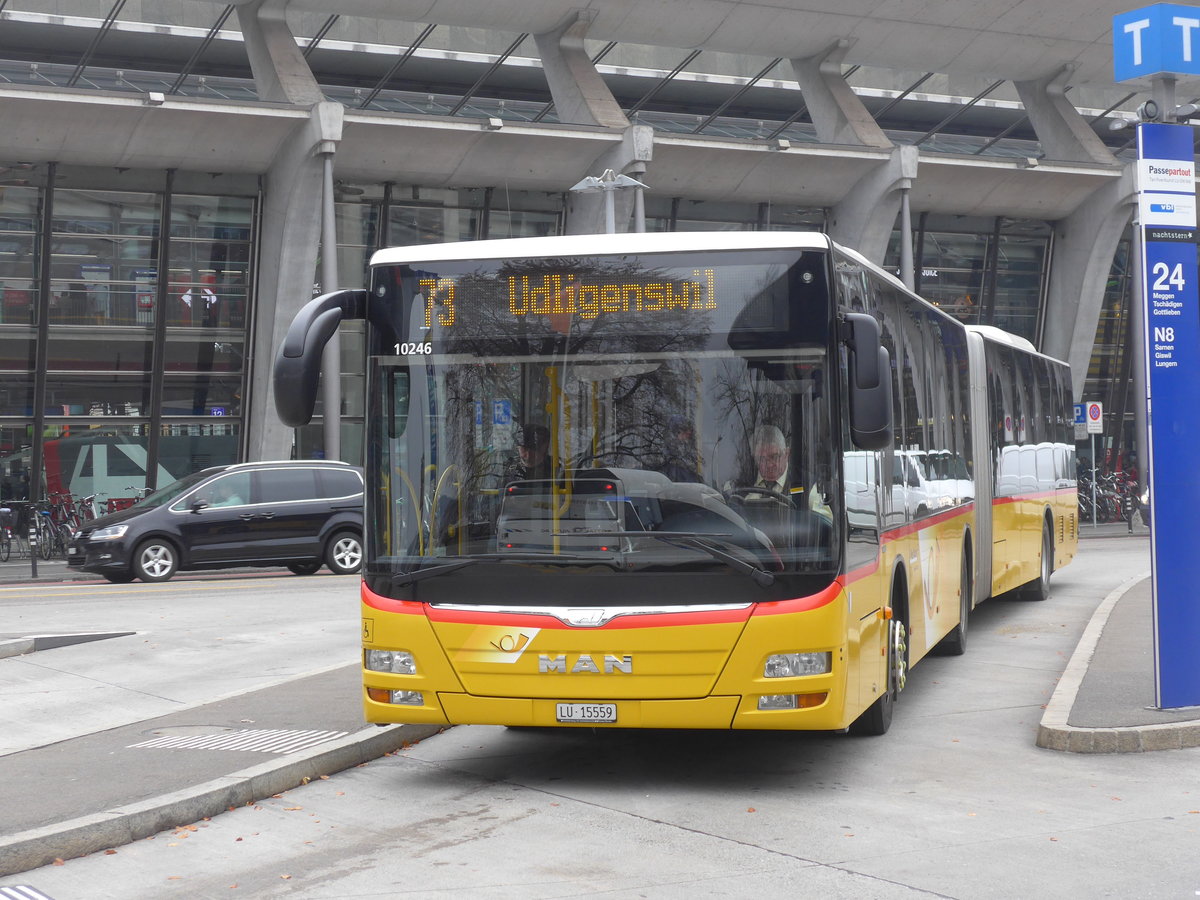 (199'366) - Bucheli, Kriens - Nr. 26/LU 15'559 - MAN am 18. November 2018 beim Bahnhof Luzern