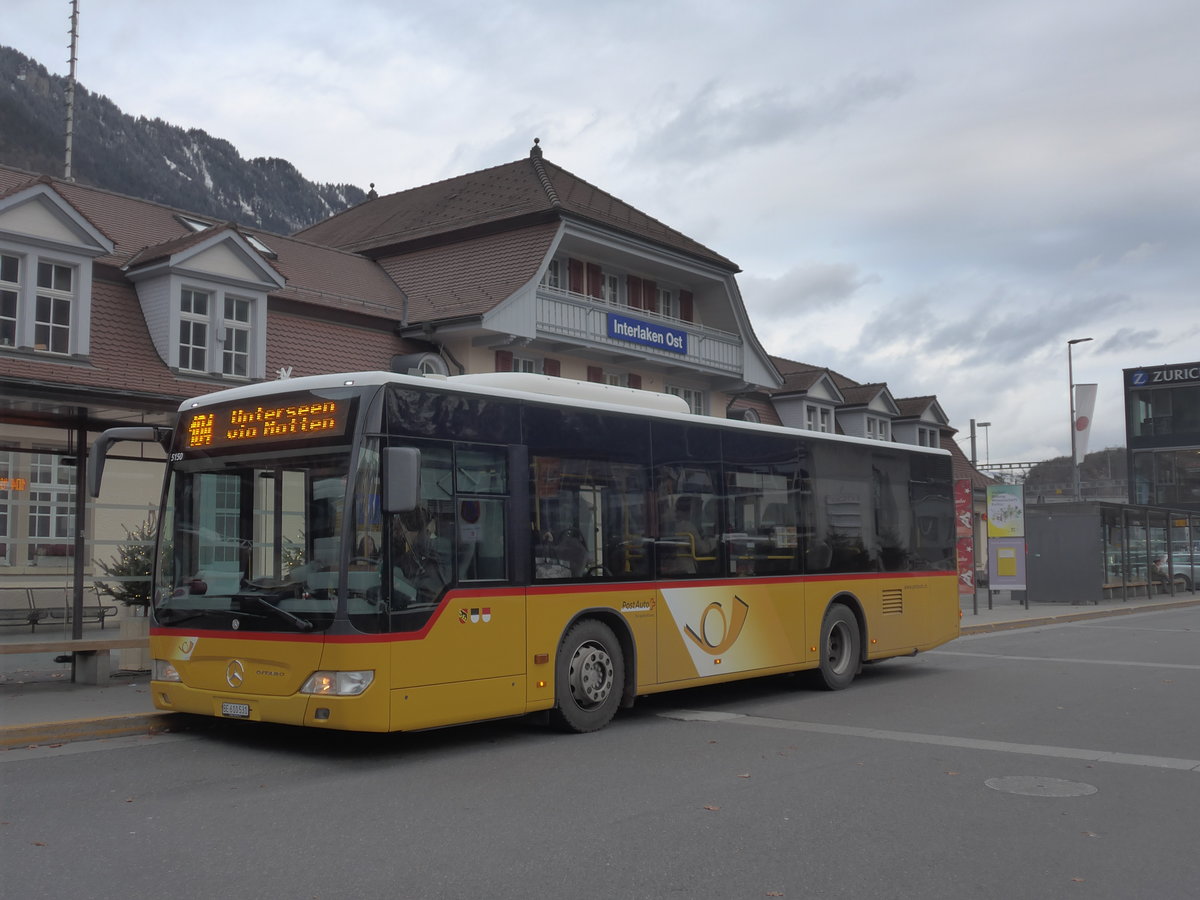 (199'877) - PostAuto Bern - BE 610'531 - Mercedes am 8. Dezember 2018 beim Bahnhof Interlaken Ost