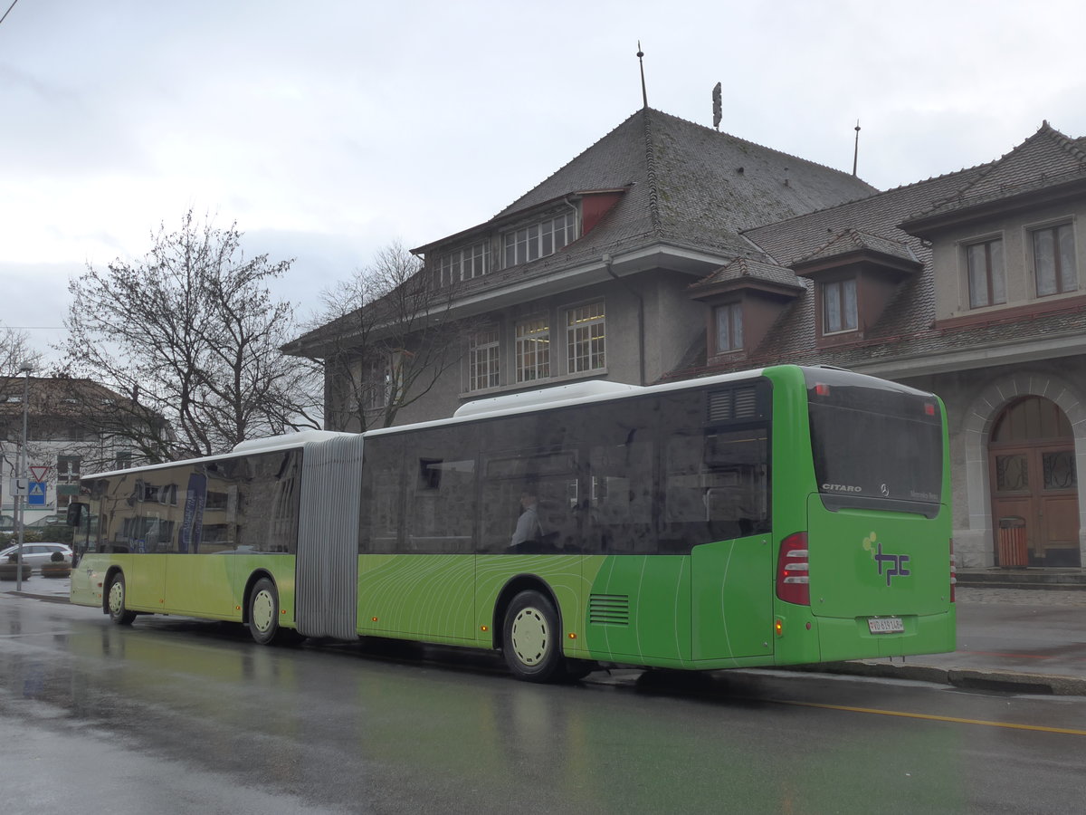 (200'040) - TPC Aigle - Nr. 305/VD 619'148 - Mercedes (ex Hrmann&Shne, D-Hamburg) am 17. Dezember 2018 beim Bahnhof Villeneuve