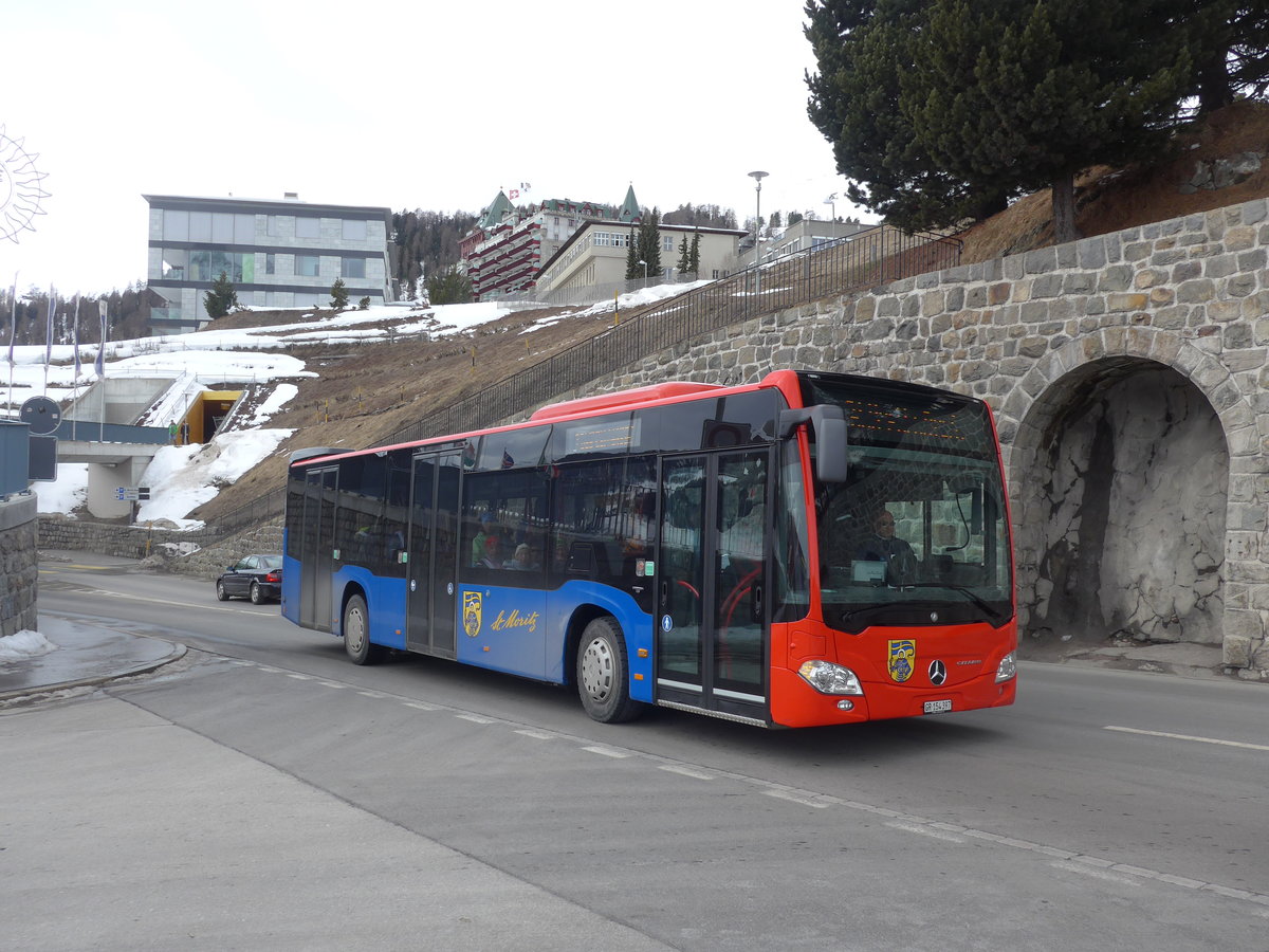 (201'081) - Chrisma, St. Moritz - GR 154'397 - Mercedes am 10. Mrz 2019 beim Bahnhof St. Moritz