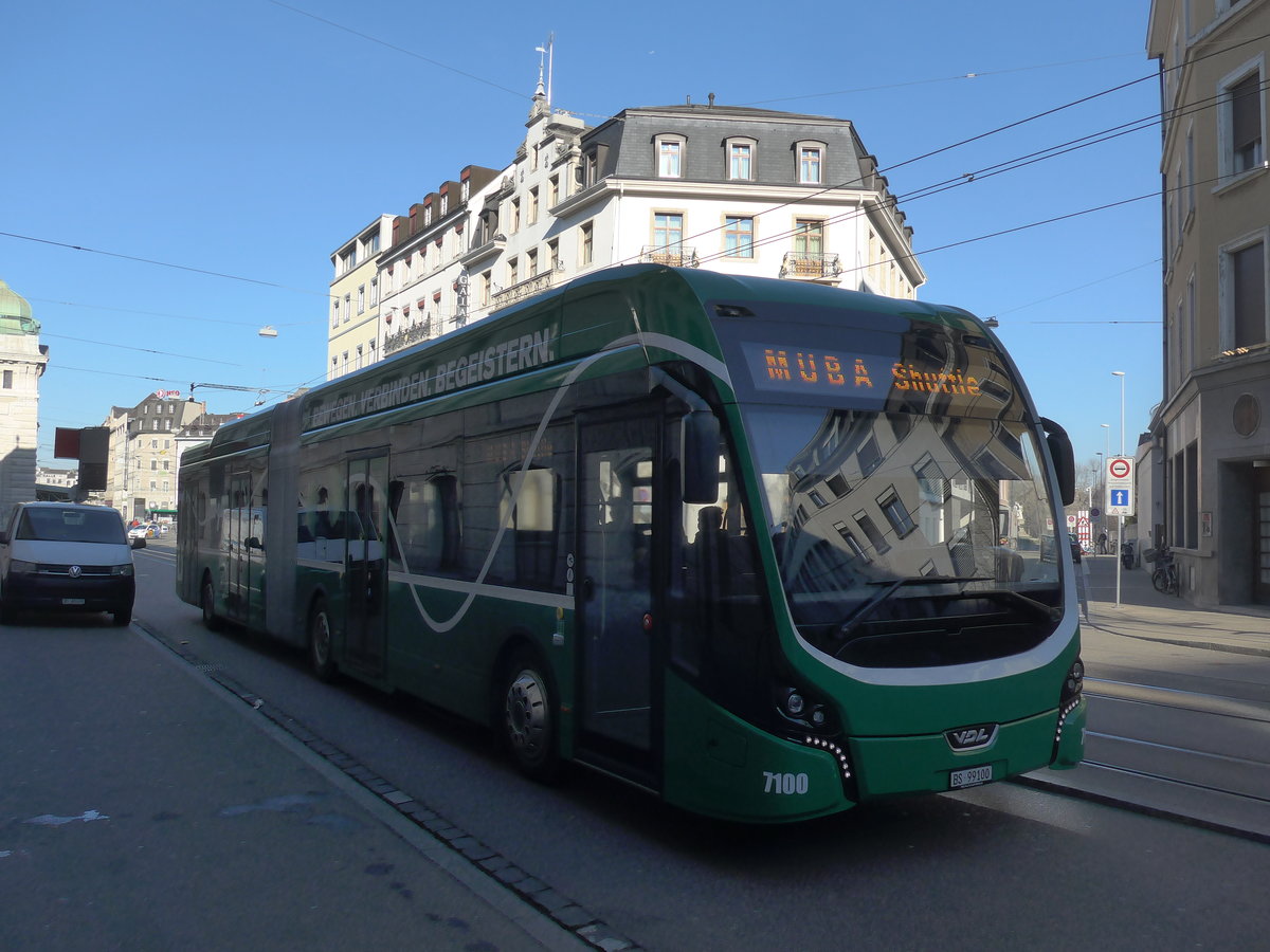 (201'578) - BVB Basel - Nr. 7100/BS 99'100 - VDL am 16. Februar 2019 beim Bahnhof Basel