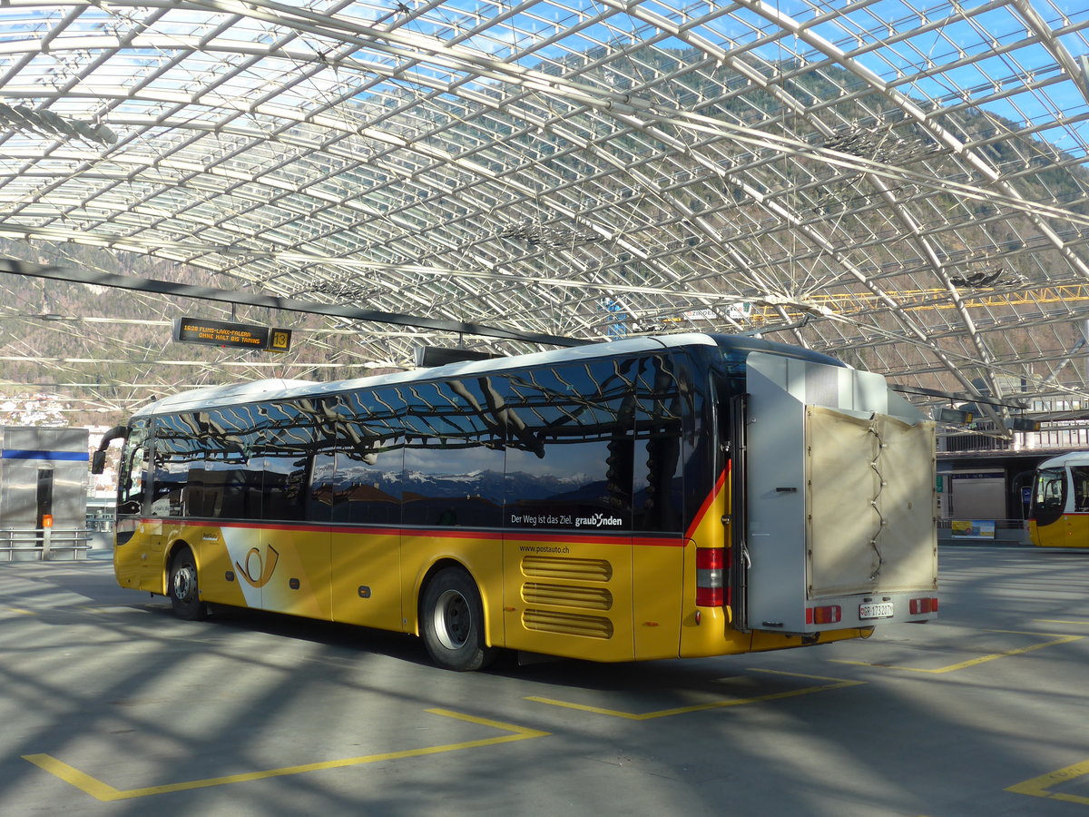 (202'135) - PostAuto Graubnden - GR 173'207 - MAN am 10. Mrz 2019 in Chur, Postautostation