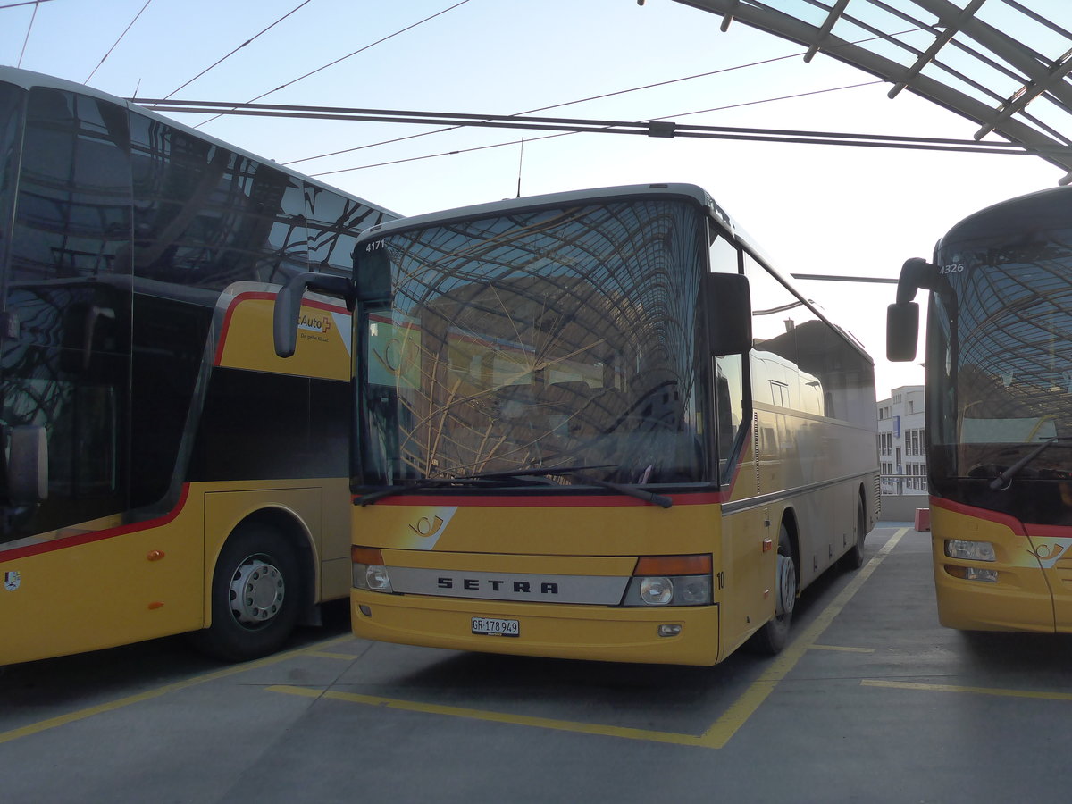 (202'660) - PostAuto Graubnden (Thepra 10) - GR 178'949 - Setra am 20. Mrz 2019 in Chur, Postautostation