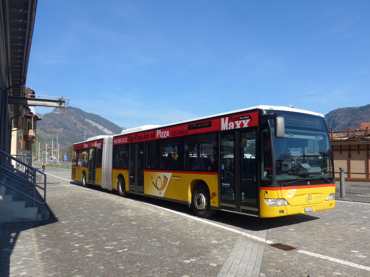 (202'864) - Hfliger, Sursee - Nr. 8/LU 230'674 - Mercedes am 22. Mrz 2019 beim Bahnhof Alpnachstad