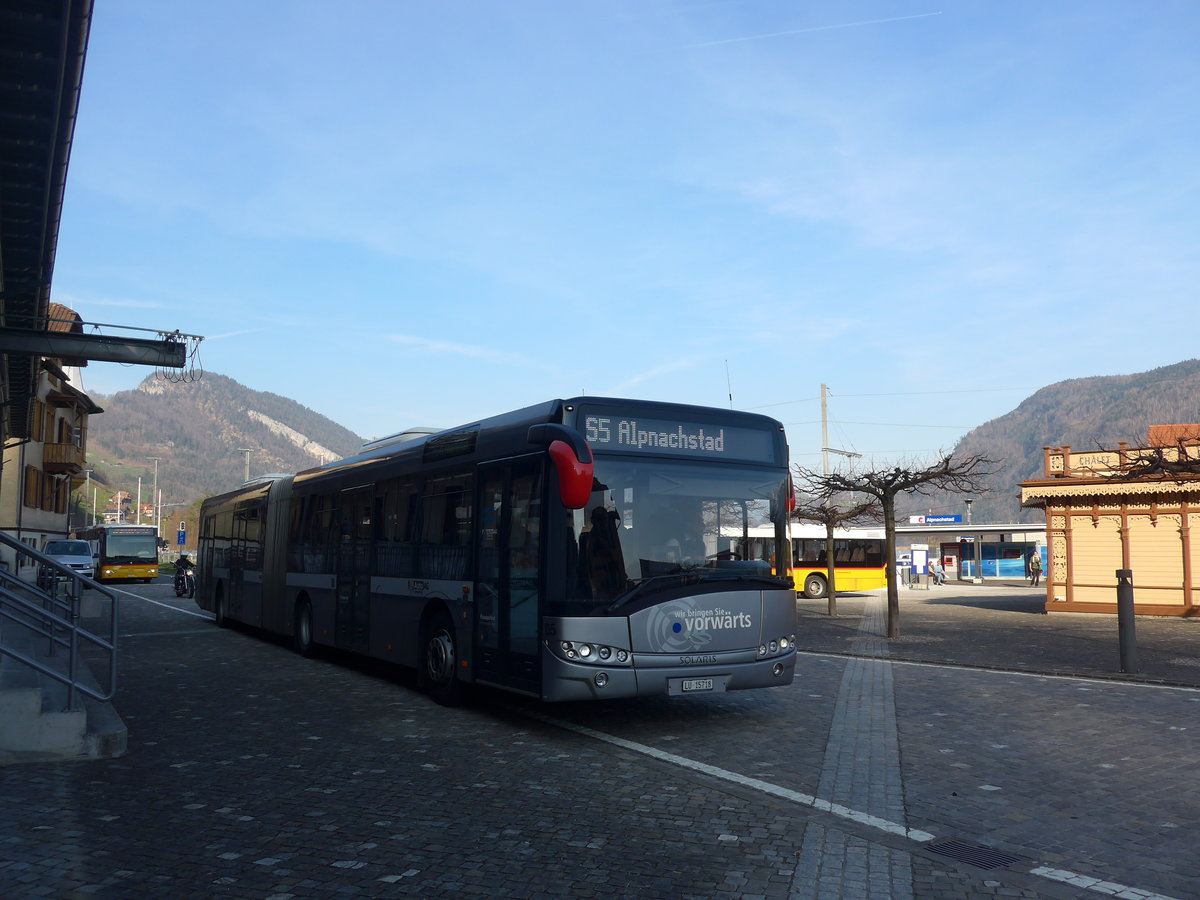 (202'893) - AAGR Rothenburg - Nr. 5/LU 15'718 - Solaris am 22. Mrz 2019 beim Bahnhof Alpnachstad