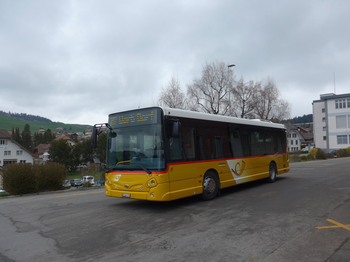 (203'494) - PostAuto Bern - Nr. 216/BE 843'216 - Heuliez am 7. April 2019 beim Bahnhof Biglen