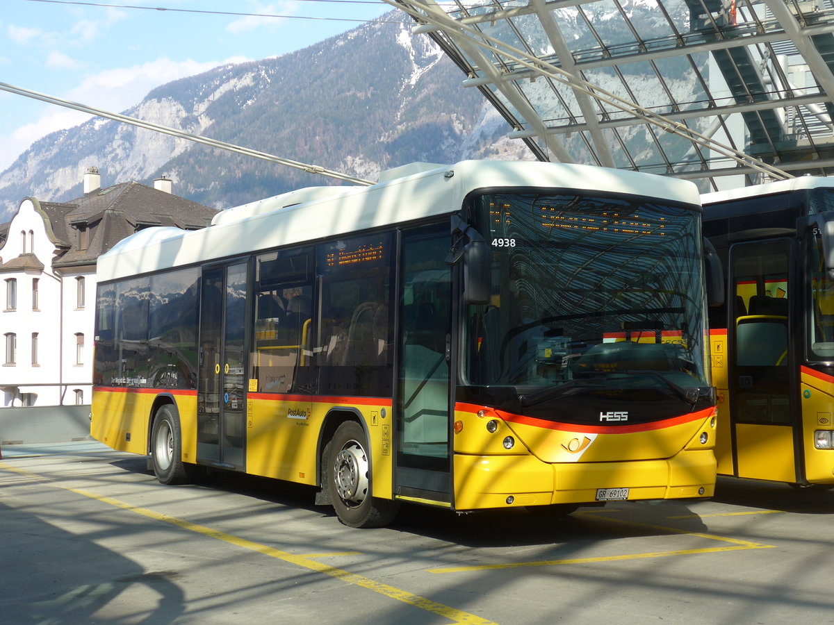 (203'812) - PostAuto Graubnden - GR 69'102 - Scania/Hess am 19. April 2019 in Chur, Postautostation