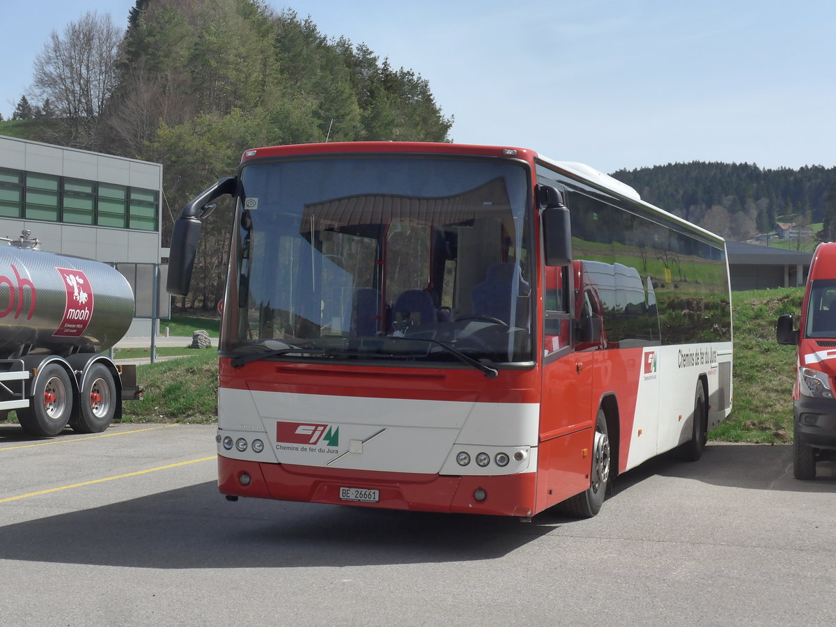 (203'883) - CJ Tramelan - Nr. 116/BE 26'661 - Volvo am 22. April 2019 in Tramelan, Garage