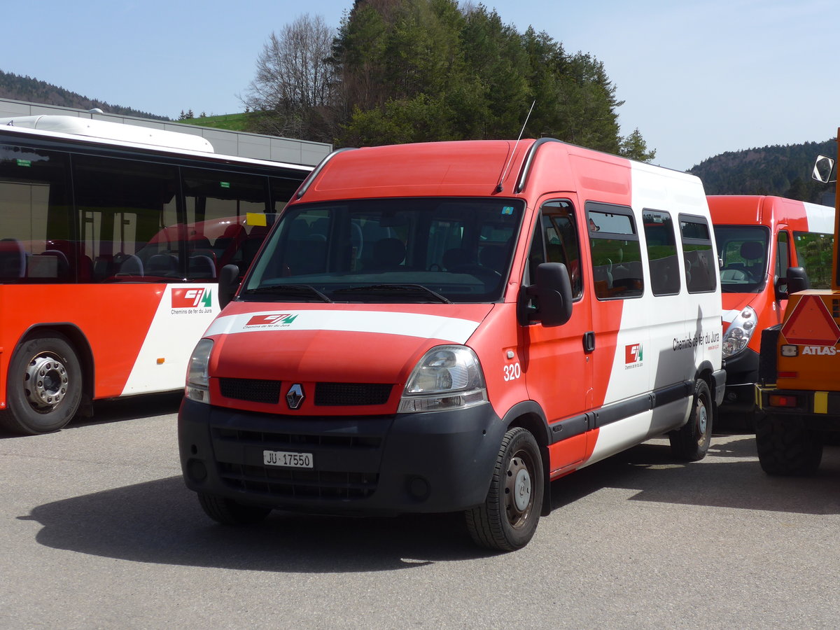 (203'885) - CJ Tramelan - Nr. 320/JU 17'550 - Renault am 22. April 2019 in Tramelan, Garage