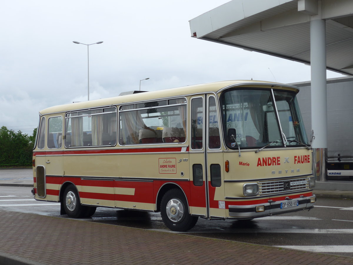 (203'932) - Faure, Chantemerle les Bls - DP 656 VX - Setra am 26. April 2019 in Orschwiller, Raststtte