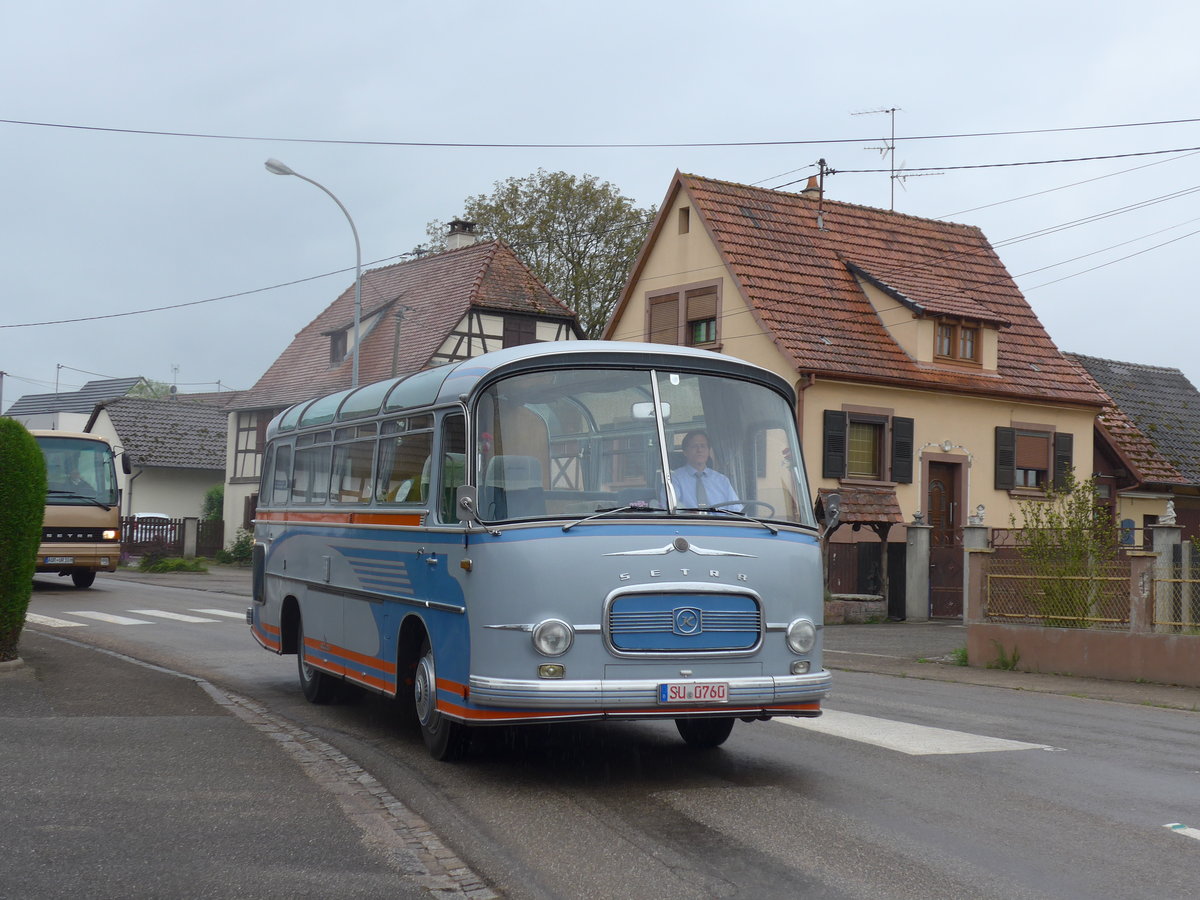 (204'213) - Aus Deutschland: ??? - SU 0760 - Setra am 27. April 2019 in Stundwiller, Rue Principale