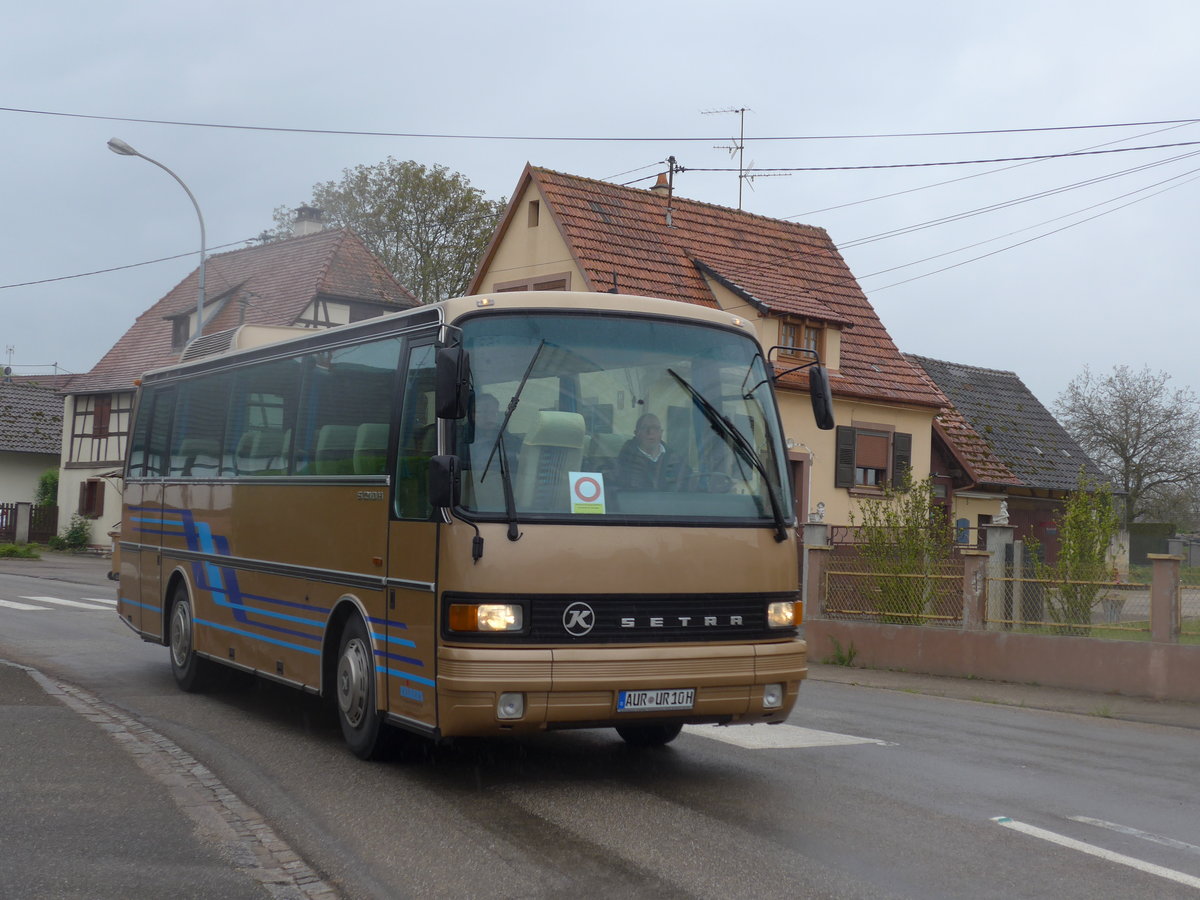 (204'214) - Aus Deutschland: ??? - AUR-UR 10H - Setra am 27. April 2019 in Stundwiller, Rue Principale