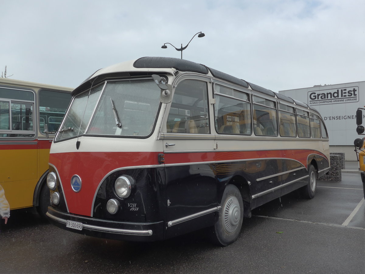 (204'413) - Aus der Schweiz: Schlapp, Cottens - FR 300'690 - Saurer/FHS (ex Fischer, Chur; ex Zumwald, Fribourg; ex Schwitter, Kandersteg; ex Winterhalder, Zrich) am 27. April 2019 in Haguenau, Parkplatz