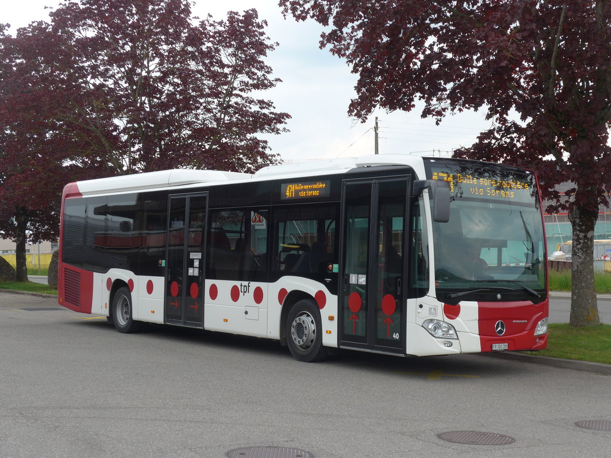 (205'466) - TPF Fribourg - Nr. 40/FR 300'289 - Mercedes am 25. Mai 2019 in Romont, Garage