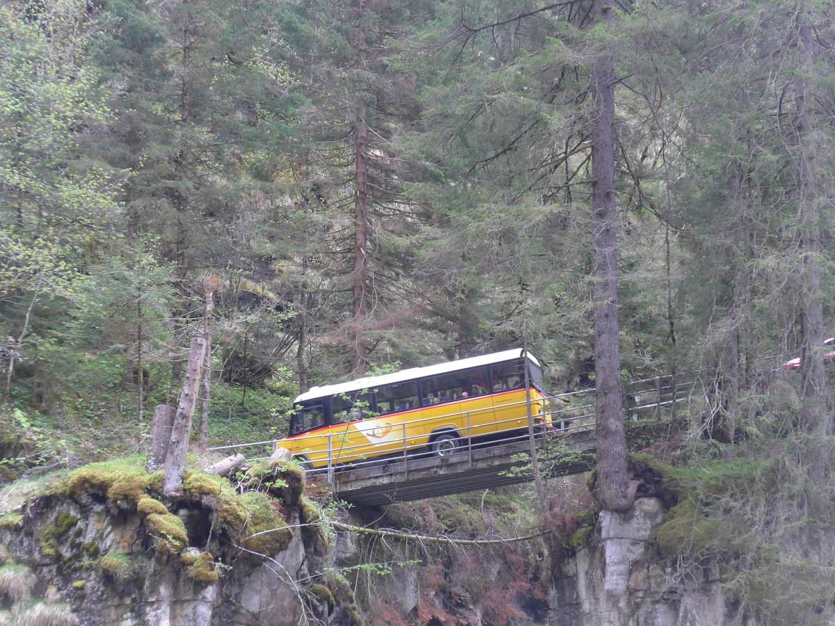 (205'507) - PostAuto Bern - BE 755'378 - Mercedes/Kusters am 26. Mai 2019 in Kiental, Tschingel