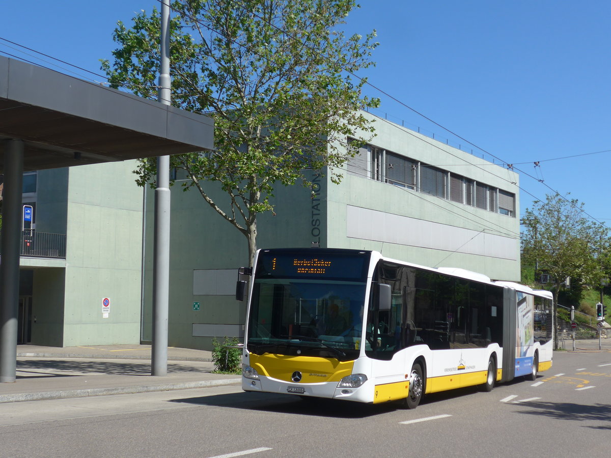 (205'896) - VBSH Schaffhausen - Nr. 9/SH 38'009 - Mercedes am 8. Juni 2019 beim Bahnhof Schaffhausen