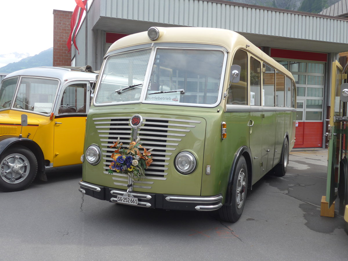 (206'277) - Nostalgieclub, Filzbach - SG 252'661 - FBW/R&J (ex Steiner, Kaltbrunn; ex Grnenfelder, Walenstadt) am 15. Juni 2019 in Elm, Station