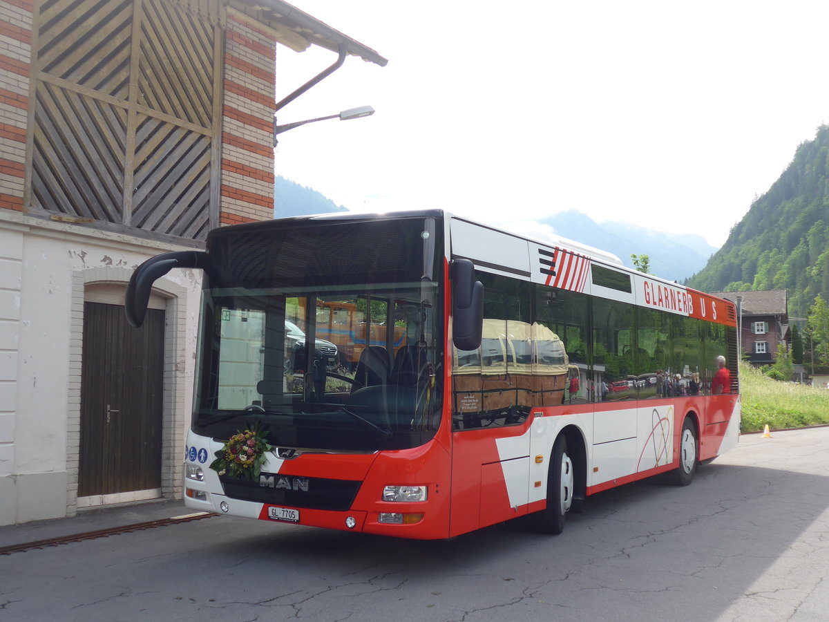 (206'304) - AS Engi - Nr. 5/GL 7705 - MAN am 15. Juni 2019 in Engi, Garage