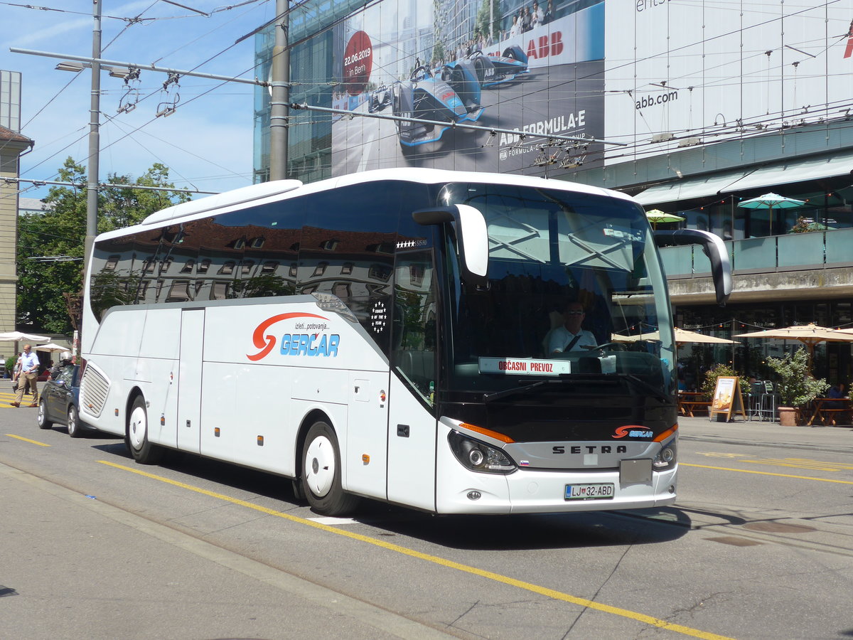 (206'775) - Aus Slowenien: Gercar, Lukovica - LJ 32-ABD - Setra am 24. Juni 2019 beim Bahnhof Bern