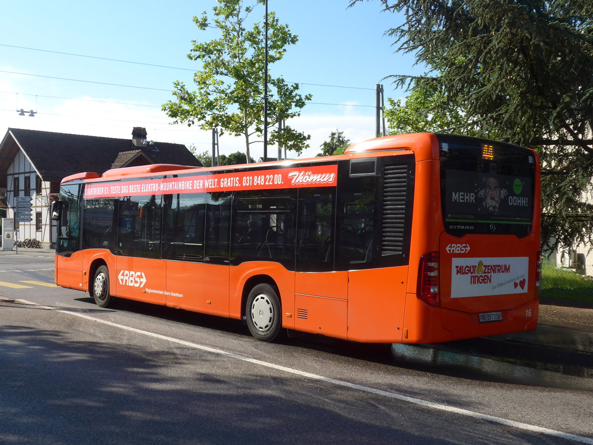 (207'436) - RBS Worblaufen - Nr. 16/BE 297'016 - Mercedes am 7. Juli 2019 beim Bahnhof Gmligen