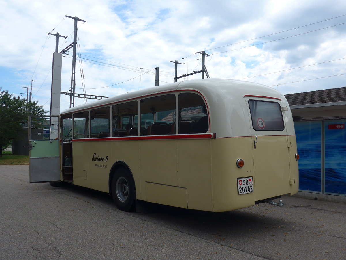 (207'464) - Steiner, Messen - SO 20'142 - Berna/Hess (ex Brtschi, Biberen) am 7. Juli 2019 beim Bahnhof Emmenmatt