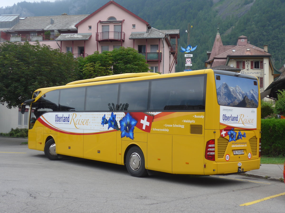 (207'663) - Oberland Reisen, Thun - Nr. 28/BE 356'085 - Mercedes (ex AVG Grindelwald Nr. 28) am 9. Juli 2019 in Meiringen, Postautostation