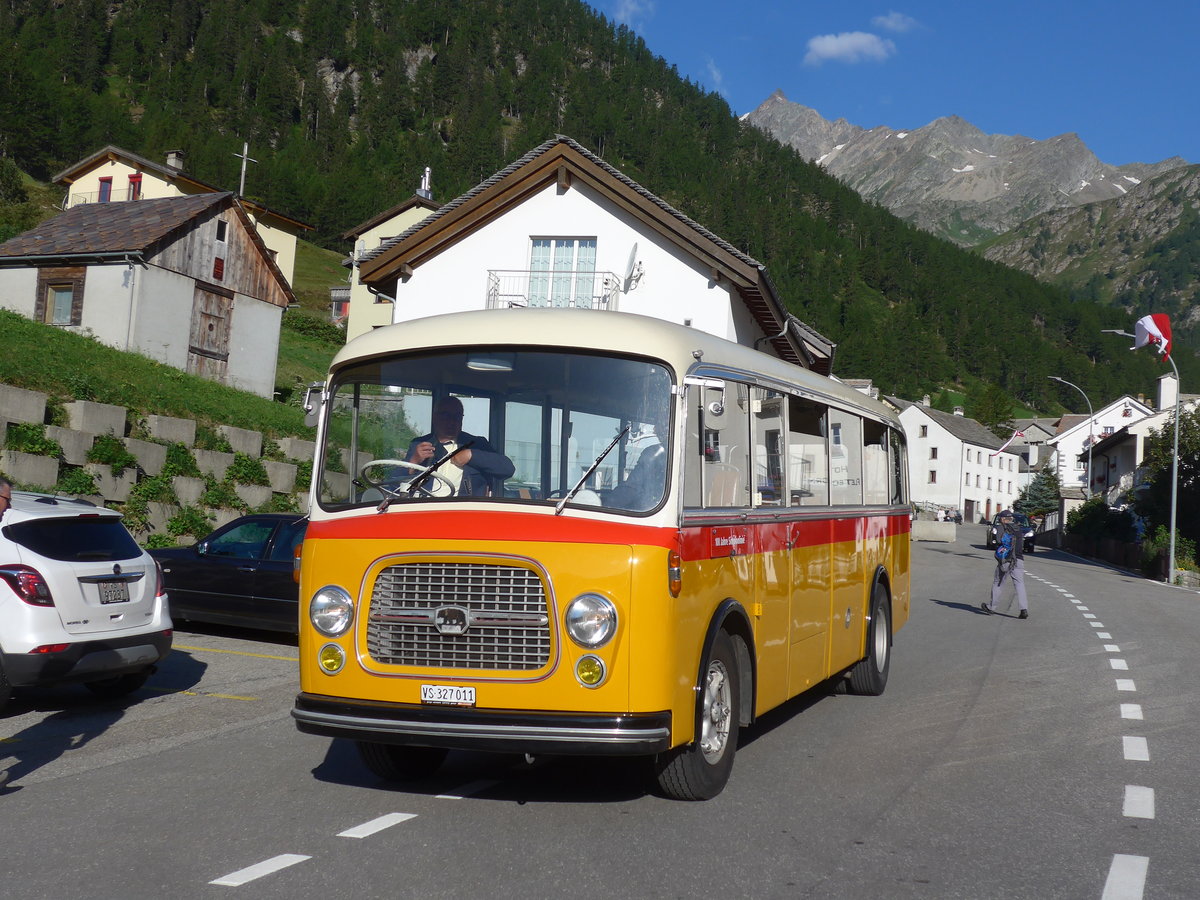 (208'281) - Zenklusen, Glis - VS 327'011 - Berna/BBO (ex Flori, Wohlen; ex Merzaghi, Maroggia) am 3. August 2019 in Simplon Dorf