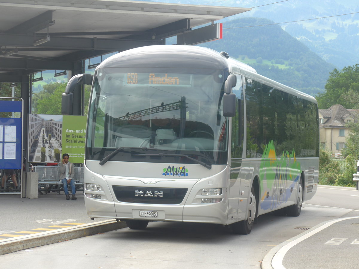 (208'767) - AWA Amden - Nr. 5/SG 39'005 - MAN (ex ATT Cadenazzo; ex St. Gallerbus, St. Gallen; ex Vorfhrfahrzeug) am 17. August 2019 beim Bahnhof Ziegelbrcke