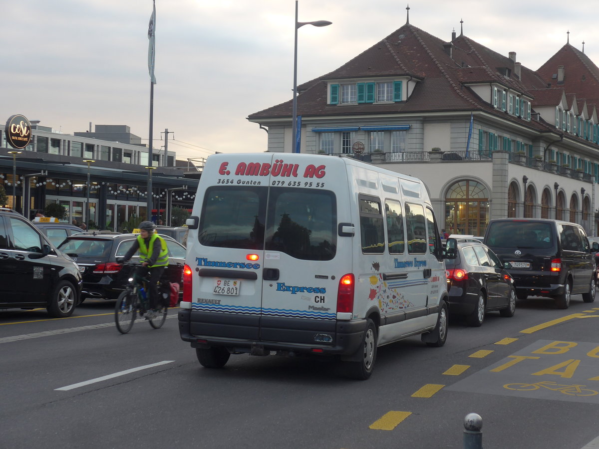 (209'711) - Ambhl, Gunten - BE 426'801 - Renault am 19. September 2019 beim Bahnhof Thun