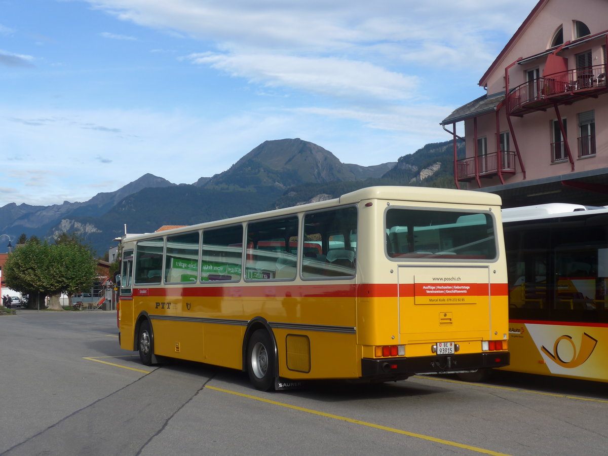 (209'743) - Kolb, Grasswil - Nr. 3/BE 93'915 - Saurer/R&J (ex Schmocker, Stechelberg Nr. 3; ex Schmocker, Stechelberg Nr. 1; ex Gertsch, Stechelberg Nr. 1) am 22. September 2019 in Meiringen, Postautostation